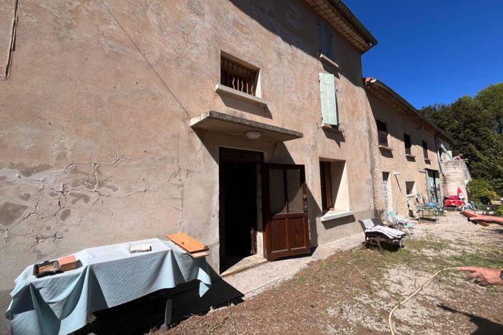 Image No.11-8 Bed House for sale