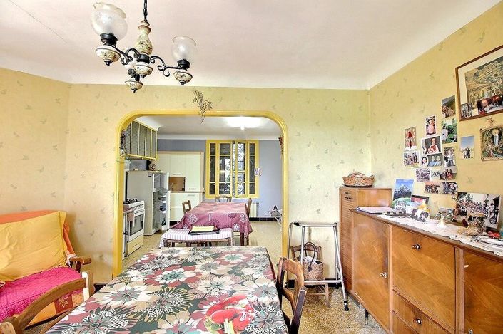 Image No.4-8 Bed House for sale