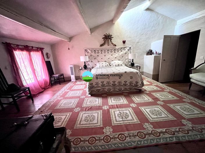 Image No.14-6 Bed House for sale