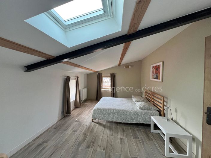 Image No.11-2 Bed House for sale