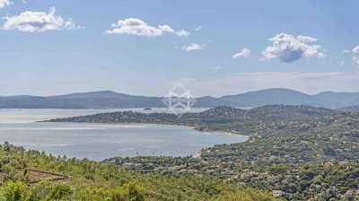 6 Bed House for sale