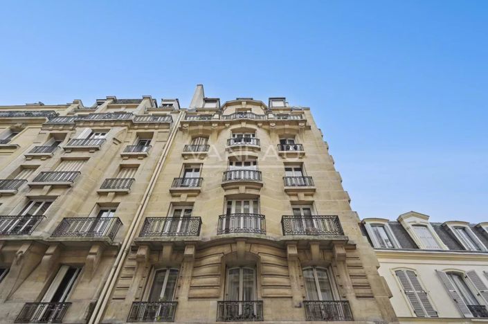 Image No.12-1 Bed Apartment for sale