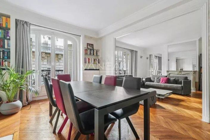 Image No.2-4 Bed Apartment for sale