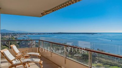 2 Bed Apartment for sale