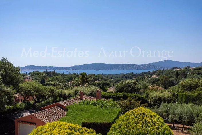 Image No.24-7 Bed House for sale