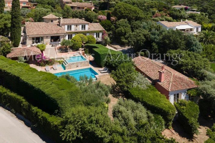 Image No.26-7 Bed House for sale