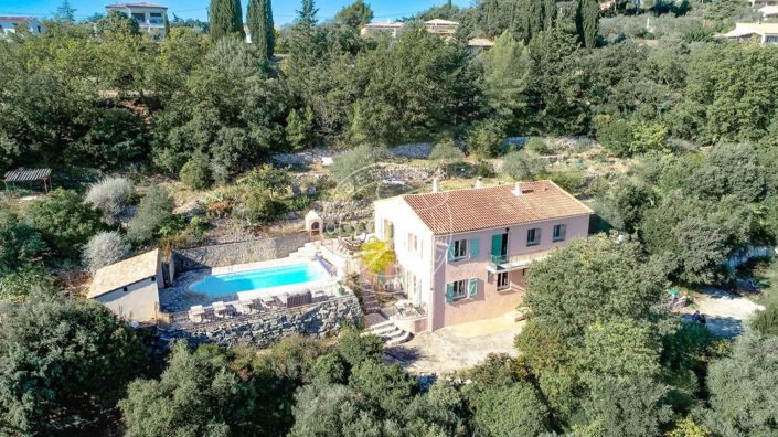 Image No.1-4 Bed House for sale