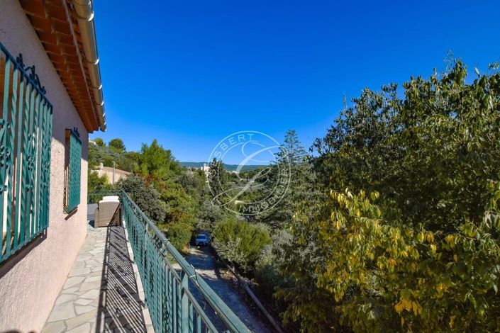 Image No.7-4 Bed House for sale