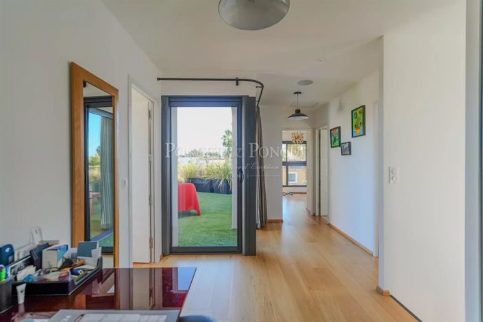 Image No.27-House for sale