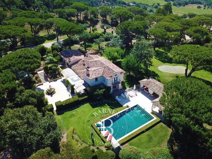 Image No.1-10 Bed House for sale