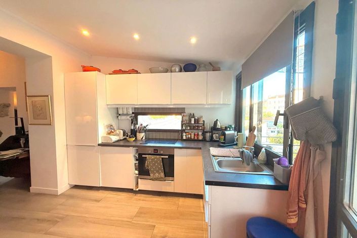 Image No.3-2 Bed House for sale