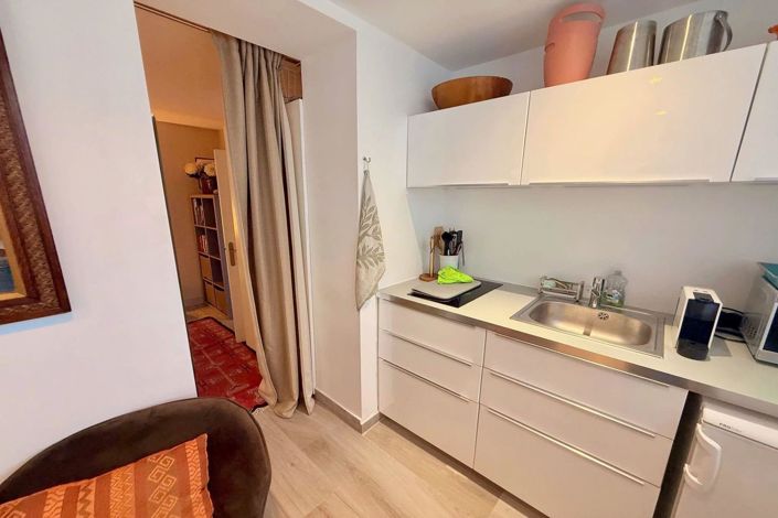 Image No.4-2 Bed House for sale