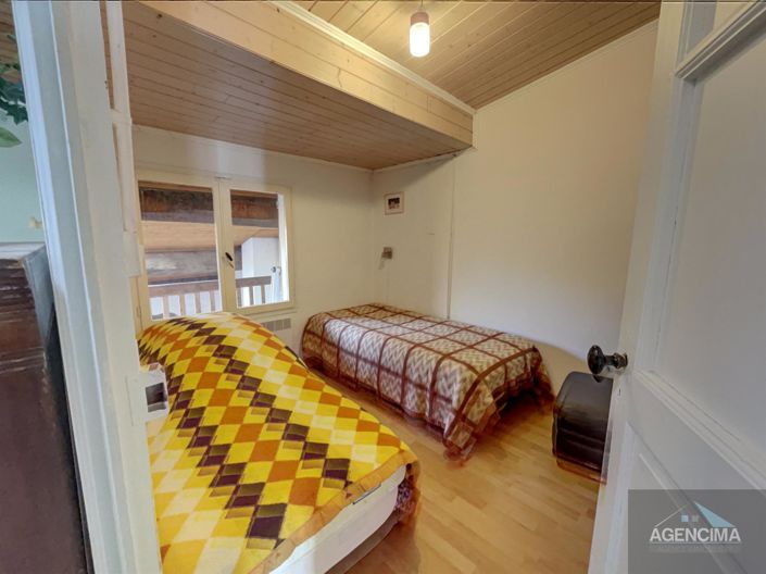 Image No.9-4 Bed House for sale