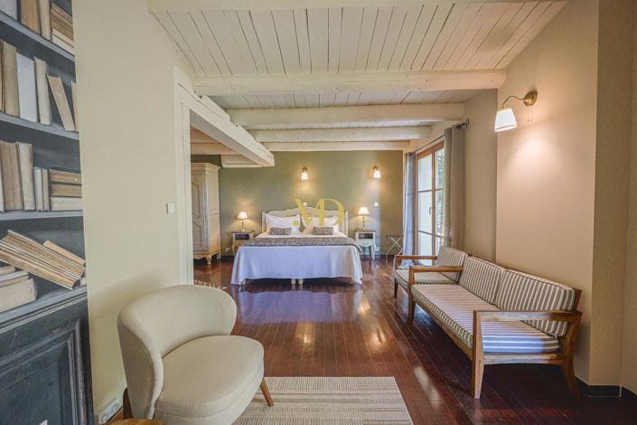 Image No.19-7 Bed House for sale