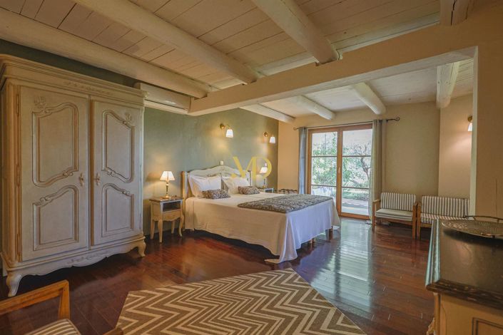 Image No.20-7 Bed House for sale