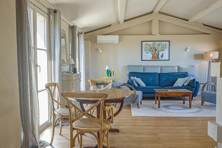 Image No.23-7 Bed House for sale