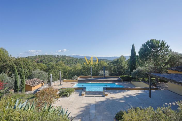 Image No.9-7 Bed House for sale