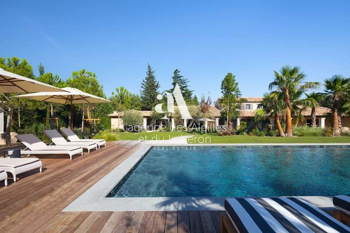 Image No.25-6 Bed House for sale