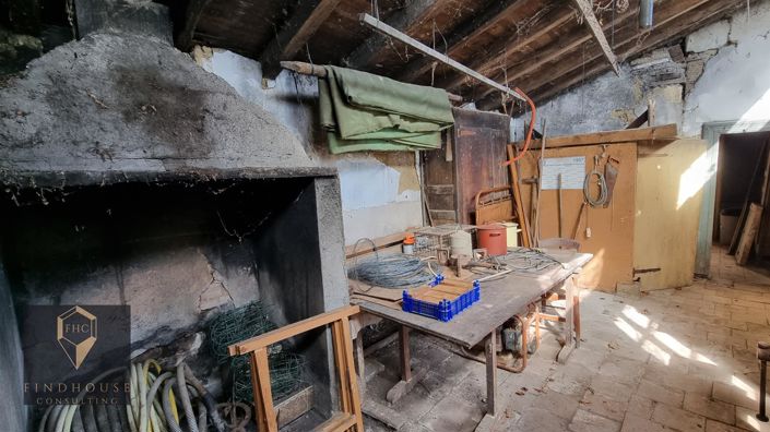 Image No.26-4 Bed House for sale