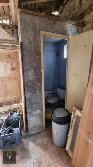 Image No.27-4 Bed House for sale