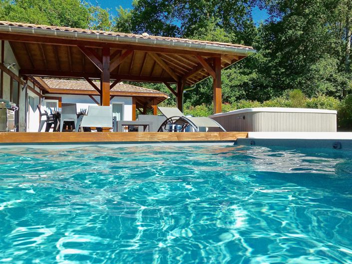 Image No.17-6 Bed House for sale