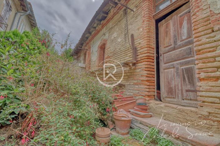 Image No.3-5 Bed House for sale