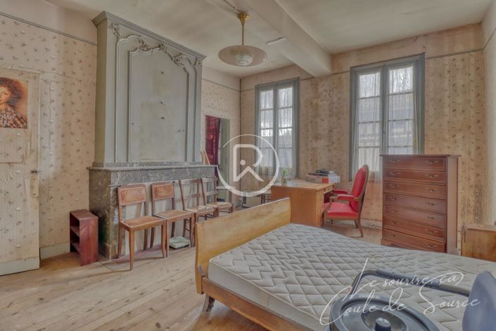 Image No.4-5 Bed House for sale