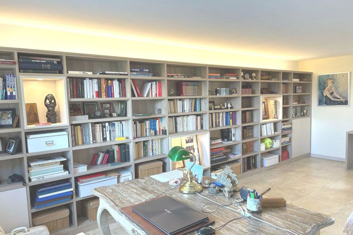 Image No.11-4 Bed House for sale