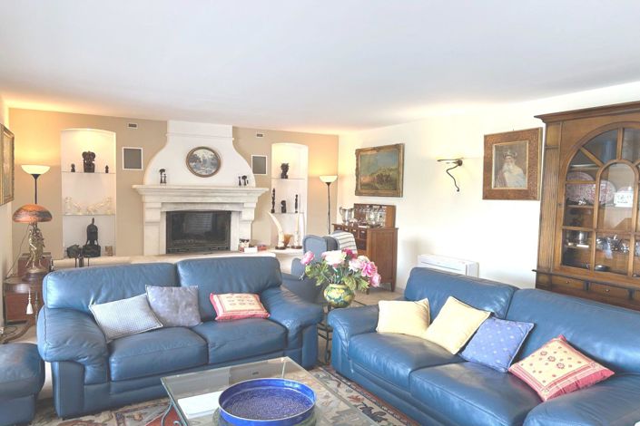 Image No.5-4 Bed House for sale