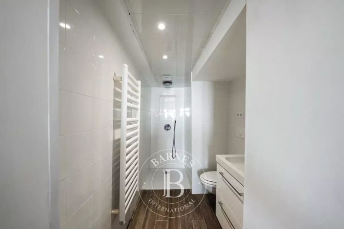 Image No.12-1 Bed Apartment for sale