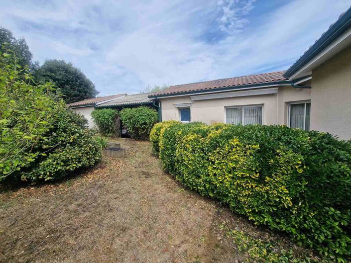 Image No.2-3 Bed House for sale