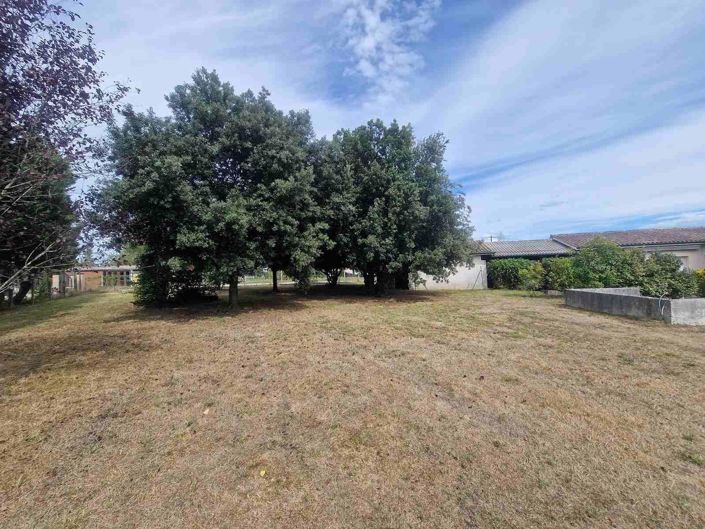 Image No.9-3 Bed House for sale