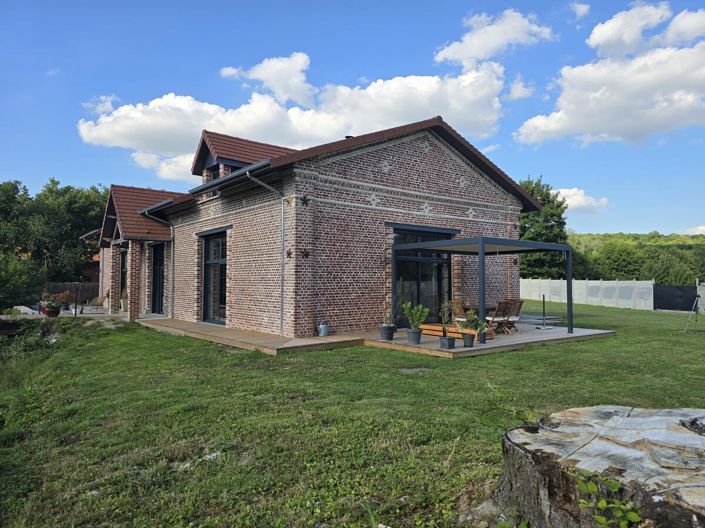 Image No.3-4 Bed House for sale