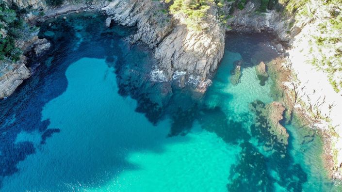 Image No.1-8 Bed House for sale