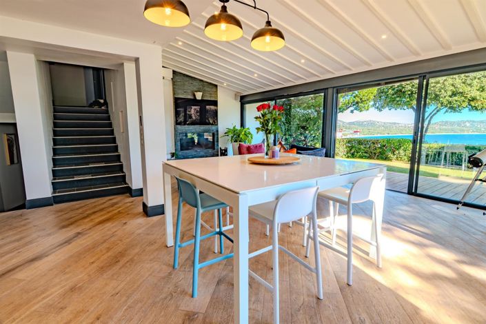 Image No.9-8 Bed House for sale