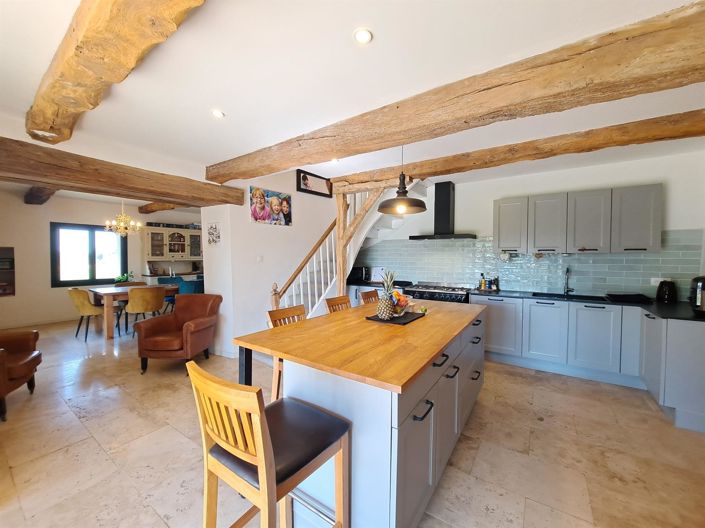 Image No.10-5 Bed House for sale