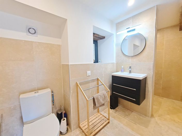 Image No.13-5 Bed House for sale