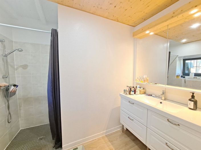 Image No.15-5 Bed House for sale