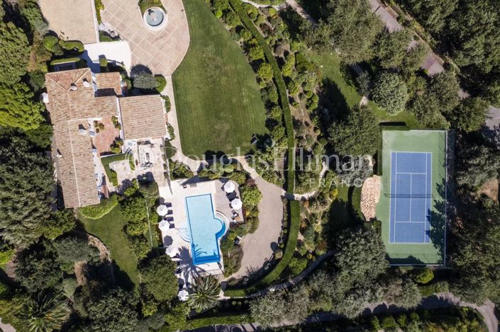 Image No.19-8 Bed House for sale