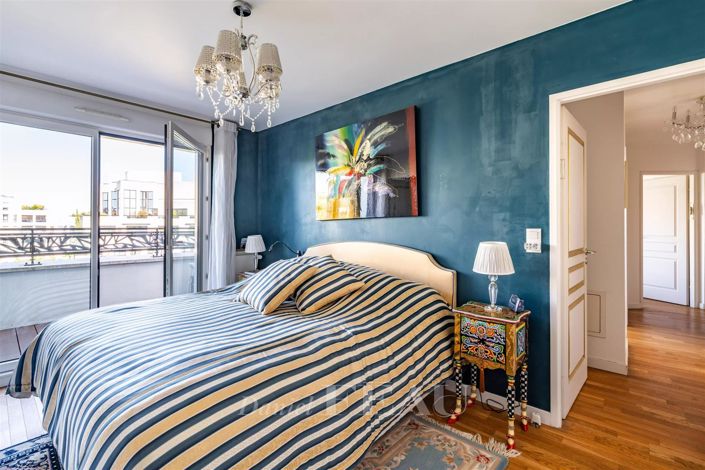 Image No.12-4 Bed Apartment for sale