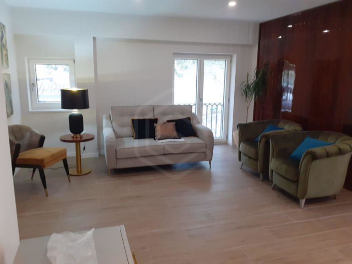 Image No.10-3 Bed House for sale