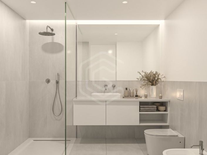 Image No.12-4 Bed Apartment for sale