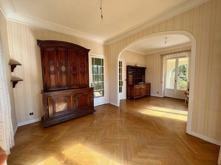 Image No.19-House for sale