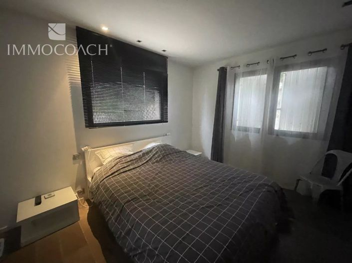 Image No.5-House for sale