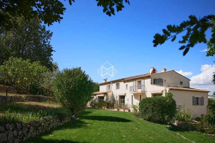 Image No.13-8 Bed House for sale