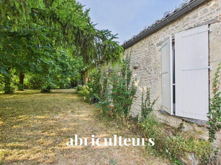 Image No.21-5 Bed House for sale