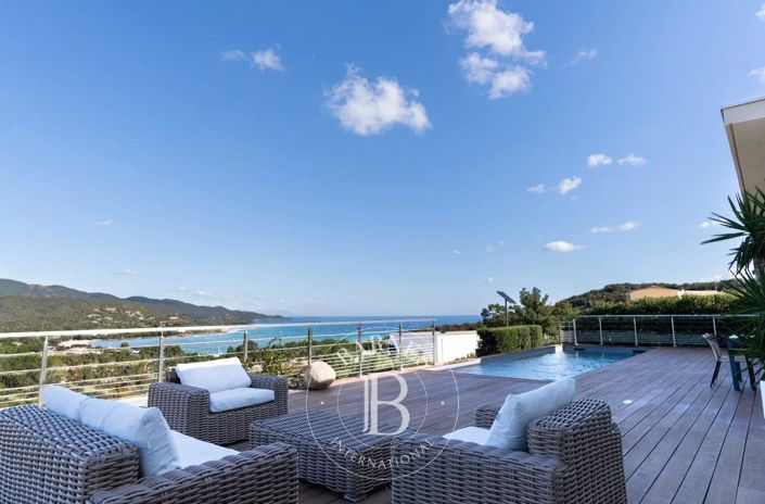 Image No.1-3 Bed House for sale