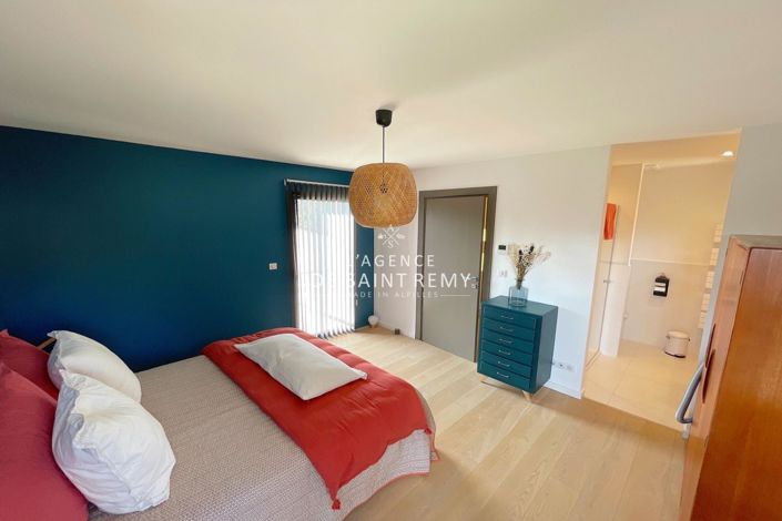 Image No.4-4 Bed House for sale