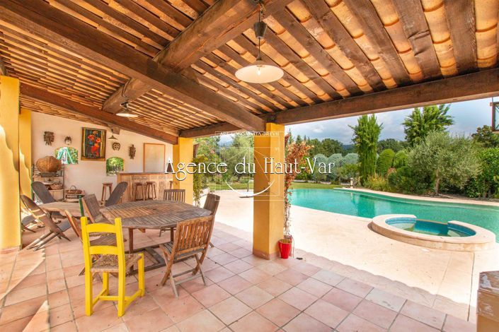 Image No.11-5 Bed House for sale