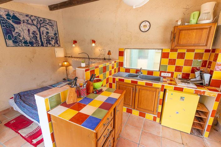 Image No.12-5 Bed House for sale